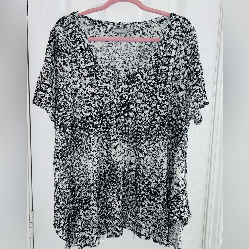 Kenar Black and White Patterned Plus Size Blouse